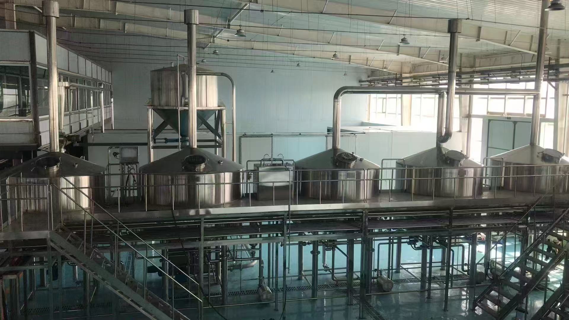 青龙精酿啤酒设备厂—精酿啤酒设备主要生产工艺与核心技术